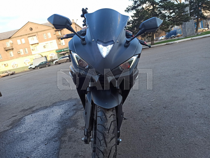 Электро мотоцикл Yamaha R3 Макеевка - изображение 2