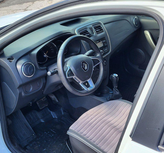 Renault Logan, 2018 год в Новосибирске Новосибирск
