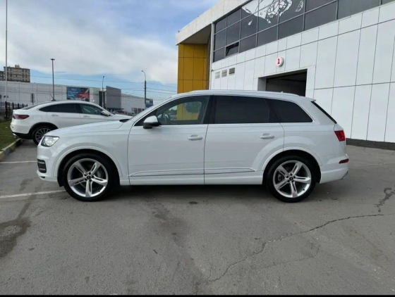 Audi Q7, 2018 год в Новосибирске Новосибирск