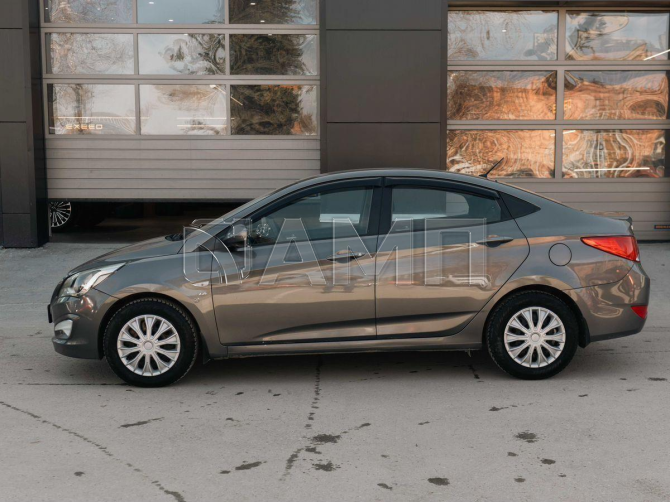 Hyundai Solaris, 2015 год в Новосибирске Новосибирск - изображение 6