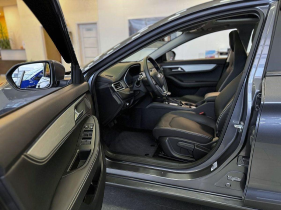 JAC J7, 2023 год в Новосибирске Новосибирск