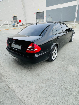 Mercedes-Benz E-Class, 2003 год в Новосибирске Новосибирск