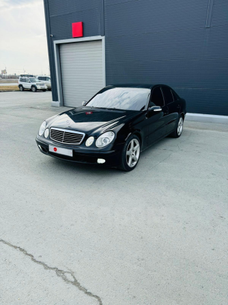 Mercedes-Benz E-Class, 2003 год в Новосибирске Новосибирск