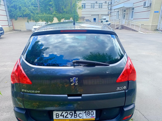 Продам кроссовер Peugeot 3008 Донецк