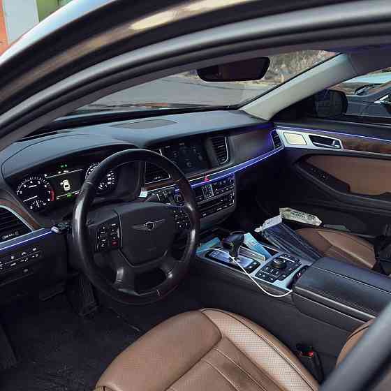 Продажа Genesis G80, 2017 год в Москве Москва