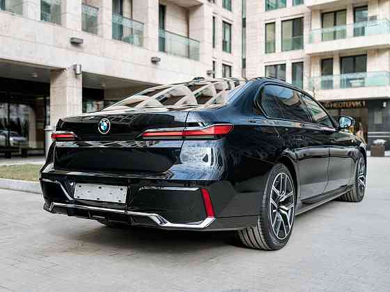Продажа BMW 7-Series, 2022 год в Москве Москва