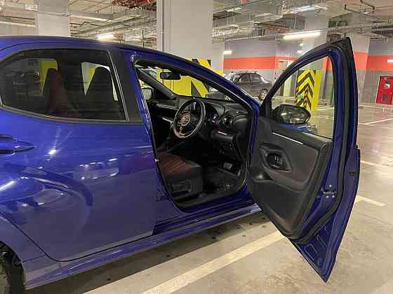 Продажа Toyota Yaris, 2021 год в Москве Москва