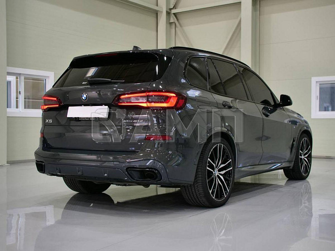 Продажа BMW X5, 2022 год в Москве Москва - изображение 8