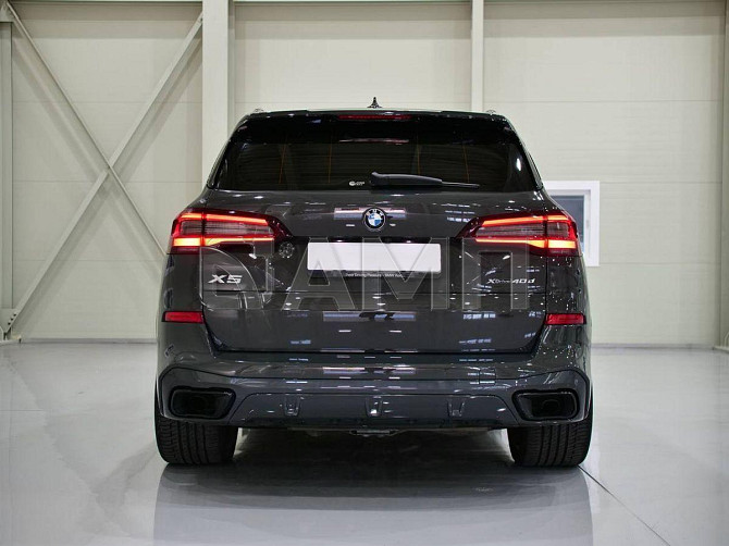 Продажа BMW X5, 2022 год в Москве Москва - изображение 1