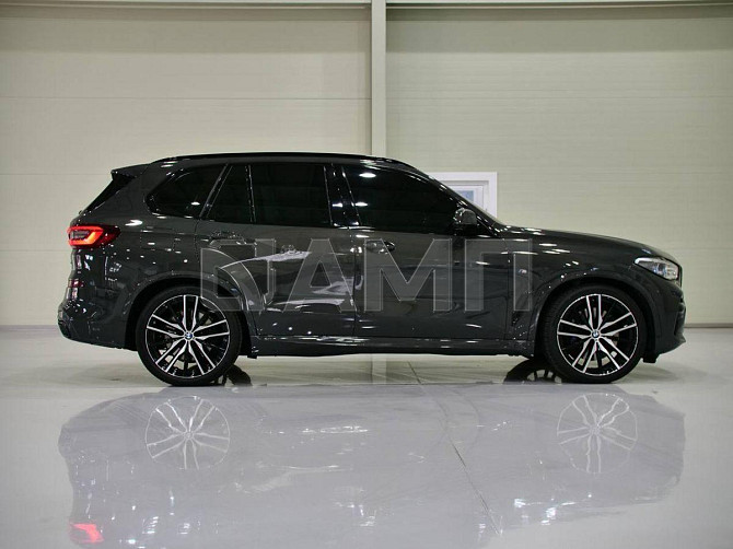 Продажа BMW X5, 2022 год в Москве Москва - изображение 2