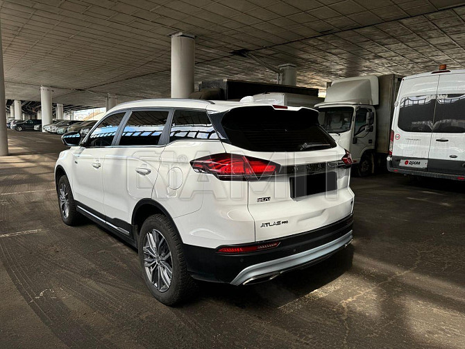 Продажа Geely Atlas Pro, 2023 год в Москве Москва - изображение 5
