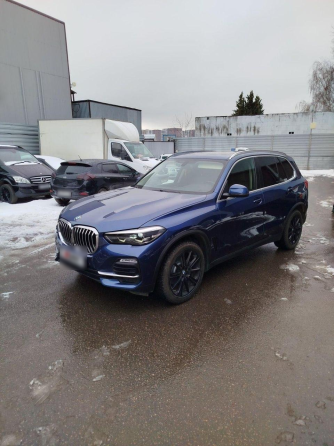 Продажа BMW X5, 2018 год в Москве Москва