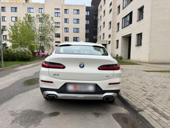 Продажа BMW X4, 2023 год в Москве Москва