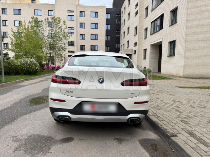 Продажа BMW X4, 2023 год в Москве Москва - изображение 5