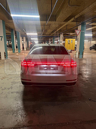 Продажа Audi A8, 2022 год в Москве Москва - изображение 2
