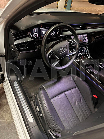 Продажа Audi A8, 2022 год в Москве Москва - изображение 3