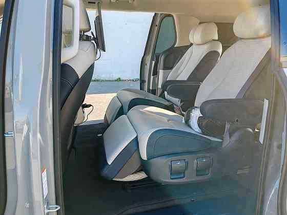 Продажа Kia Carnival, 2024 год в Москве Москва