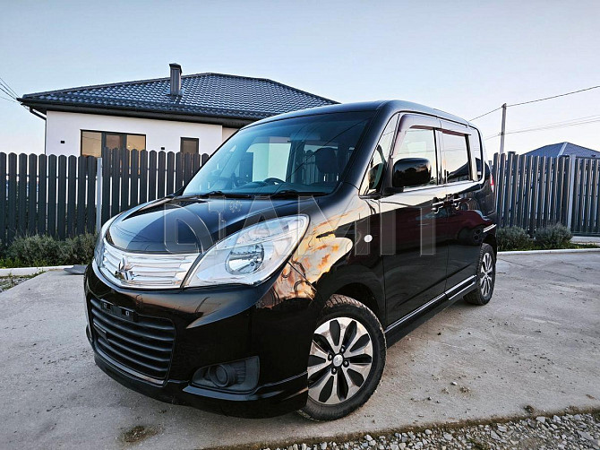 Продажа Mitsubishi Delica D:2, 2015 год в Новороссийске Новороссийск - изображение 1