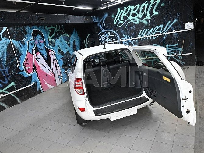 Продажа Toyota RAV4, 2011 год в Краснодаре Краснодар - изображение 4