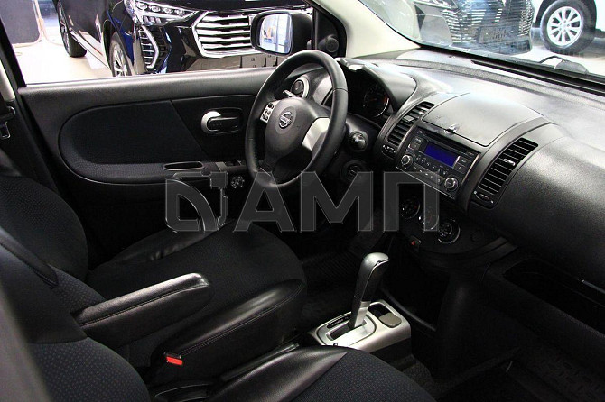Продажа Nissan Note, 2013 год в Краснодаре Краснодар - изображение 3
