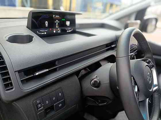 Продажа Hyundai Staria, 2022 год в Новороссийске Новороссийск