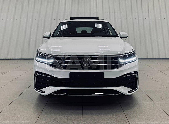 Продажа Volkswagen Tiguan, 2023 год в Москве Москва - изображение 1