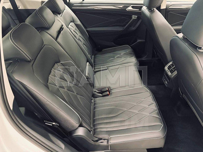 Продажа Volkswagen Tiguan, 2023 год в Москве Москва - изображение 4