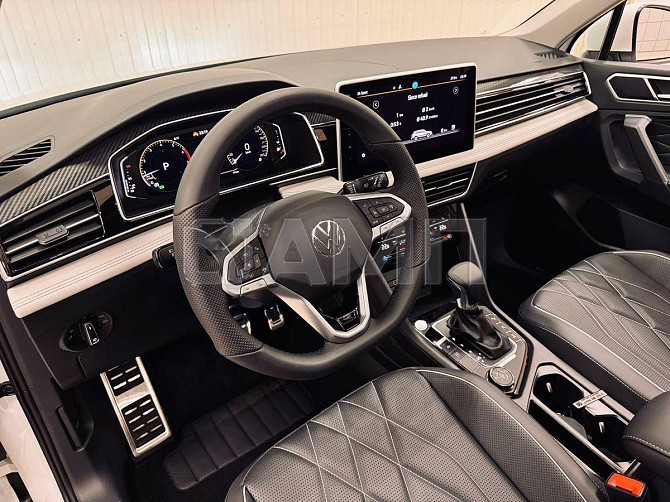 Продажа Volkswagen Tiguan, 2023 год в Москве Москва - изображение 3