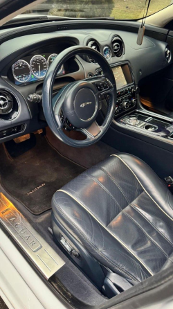 Продажа Jaguar XJ, 2010 год в Москве Москва