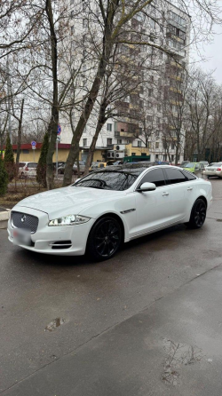 Продажа Jaguar XJ, 2010 год в Москве Москва