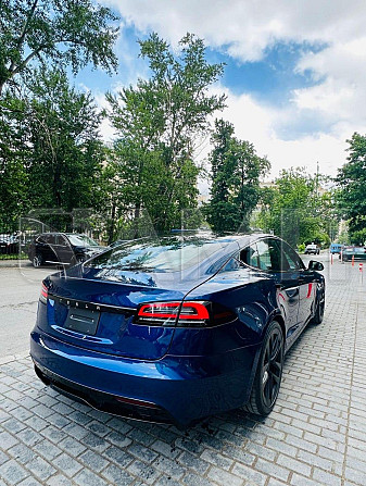 Продажа Tesla Model S, 2023 год в Москве Москва - изображение 2