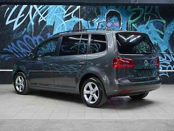 Продажа Volkswagen Touran, 2012 год в Краснодаре Краснодар