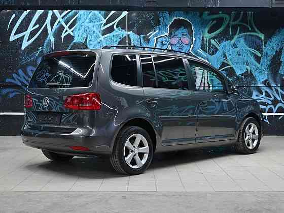 Продажа Volkswagen Touran, 2012 год в Краснодаре Краснодар