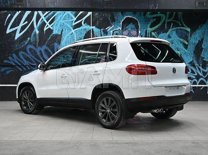 Продажа Volkswagen Tiguan, 2011 год в Краснодаре Краснодар - изображение 1
