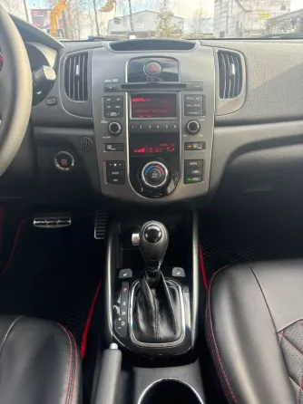 Продаётся Kia Cerato 6-speed, 2011 года в Смоленске Смоленск