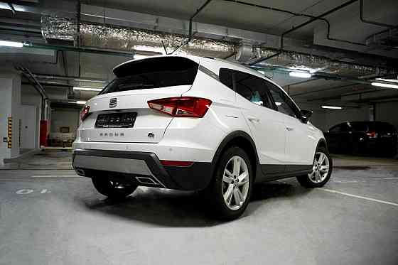 Продажа SEAT Arona, 2021 год в Москве Москва