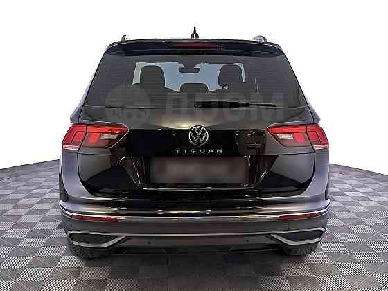 Продажа Volkswagen Tiguan, 2021 год в Москве Москва