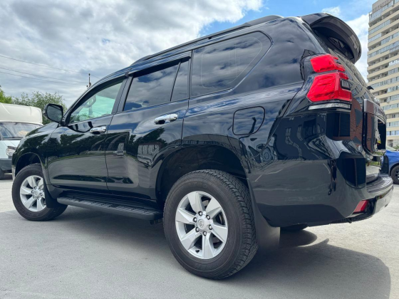Продажа Toyota Land Cruiser Prado, 2021 год в Новосибирске Новосибирск