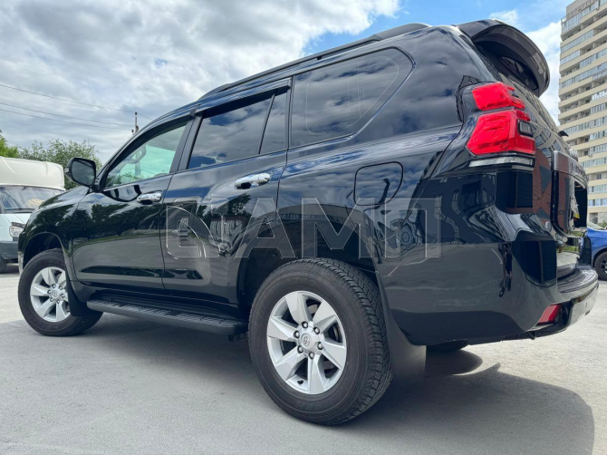 Продажа Toyota Land Cruiser Prado, 2021 год в Новосибирске Новосибирск - изображение 3