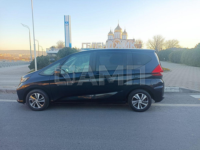Продажа Honda Freed, 2019 год в Геленджике Геленджик - изображение 4