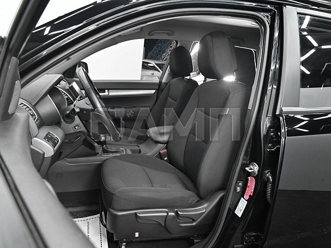 Продажа Kia Sorento, 2015 год в Москве Москва - изображение 3