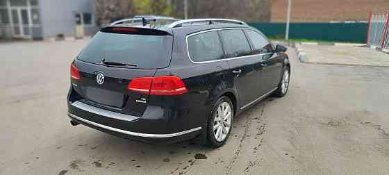 Продам Volkswagen Passat, 2013 год в Ростове-на-Дону Ростов-на-Дону