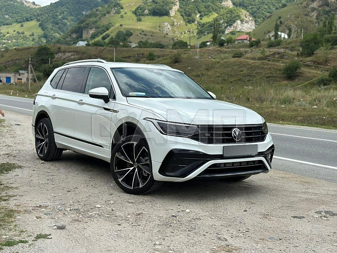 Продам Volkswagen Tiguan, 2023 год в Ростове-на-Дону Ростов-на-Дону - изображение 1