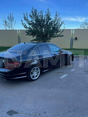 Продам Mercedes-Benz C-Class, 2010 год в Ростове-на-Дону Ростов-на-Дону - изображение 1