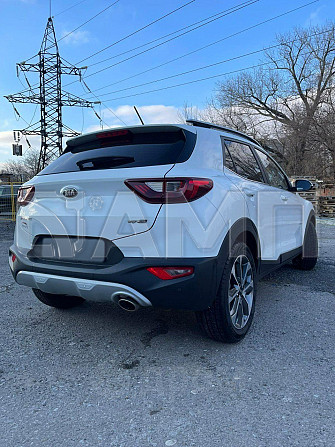 Продам Kia Stonic, 2020 год в Ростове-на-Дону Ростов-на-Дону - изображение 2