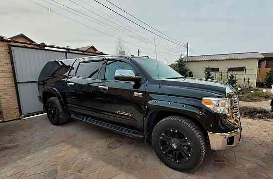Продам Toyota Tundra, 2014 год в Ростове-на-Дону Ростов-на-Дону