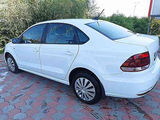 Продам Volkswagen Polo 1.6 AT, 2018, 179 800 км Красноярск