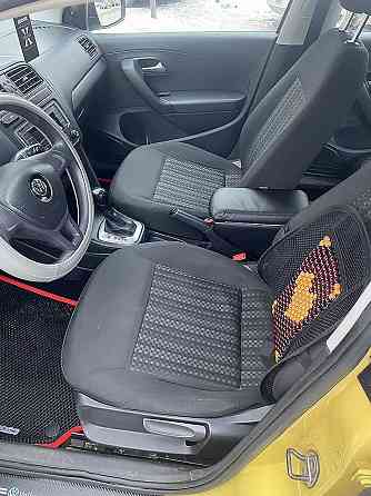 Продам Volkswagen Polo 1.6 AT, 2019, 290 000 км Красноярск