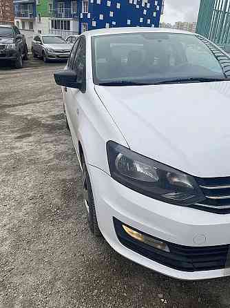 Продам Volkswagen Polo 1.6 AT, 2019, 290 000 км Красноярск