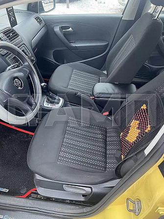 Продам Volkswagen Polo 1.6 AT, 2019, 290 000 км Красноярск - изображение 6